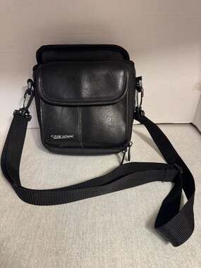 Vintage Case Logic Faux Leather Small Compact Camera Bag with Shoulder Strap